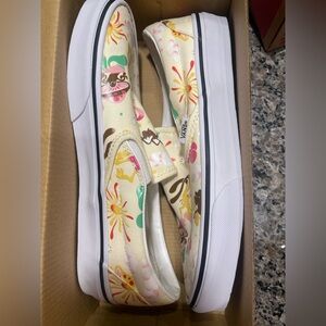 Vans classic slip ons